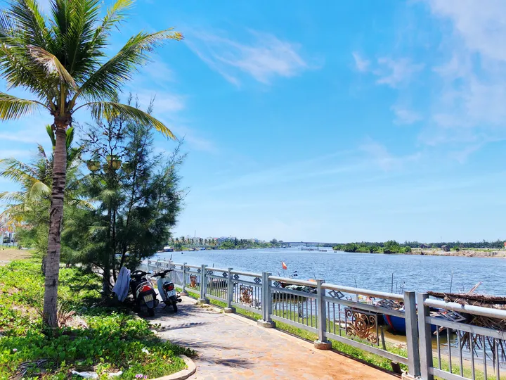 GÍA TỐT: Bán đất View Sông Làng Chài 3 - An Bàng - Hội An. Diện tích 350m. Trục đường đẹp nhất khu (MS391 )